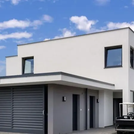Teichappartement Am Golfplatz Und Therme Lutzmannsburg Zsira